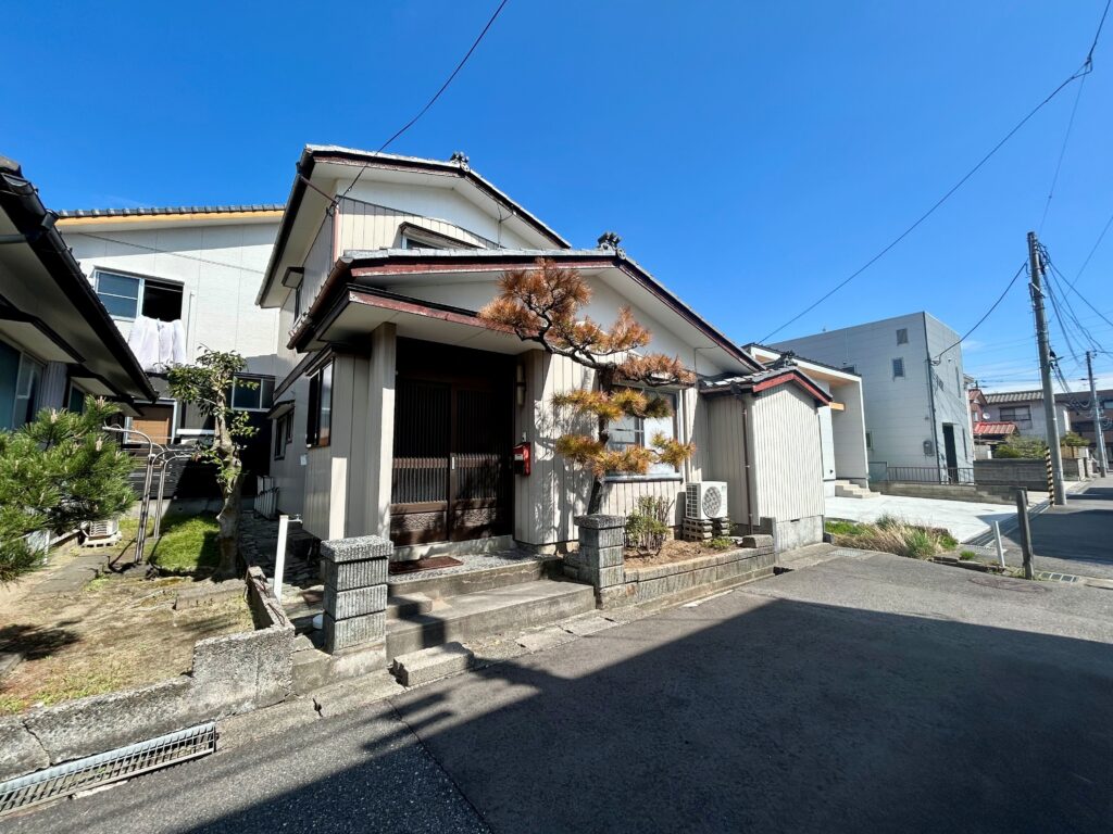 鳥屋野1丁目　売地