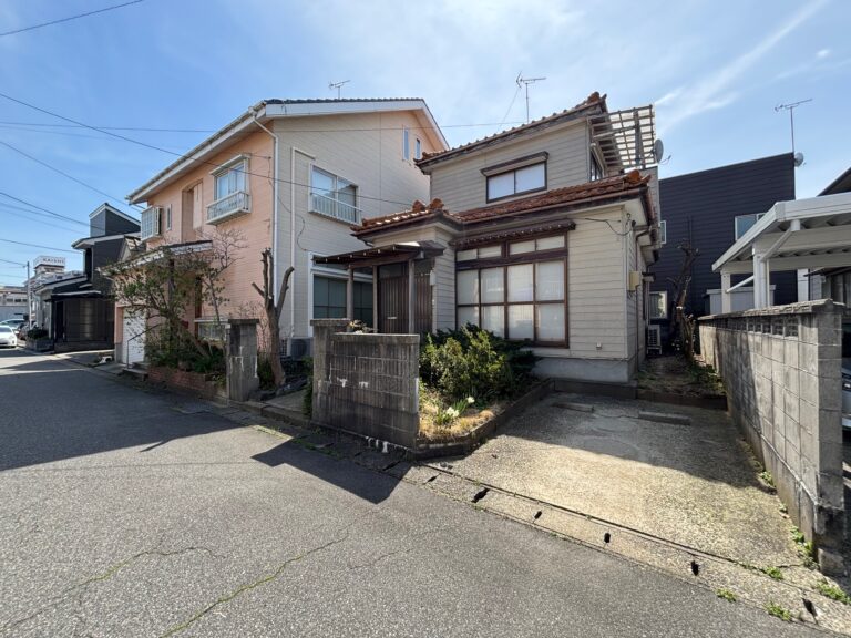 紫竹山７丁目　中古住宅
