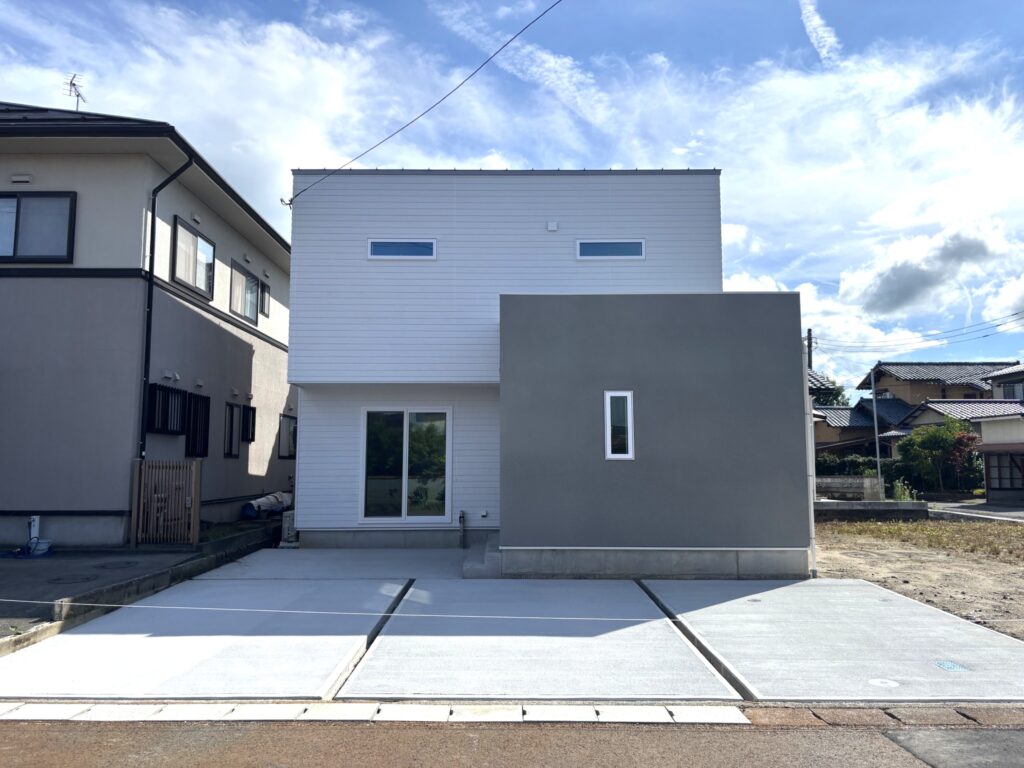 中央町　新築住宅