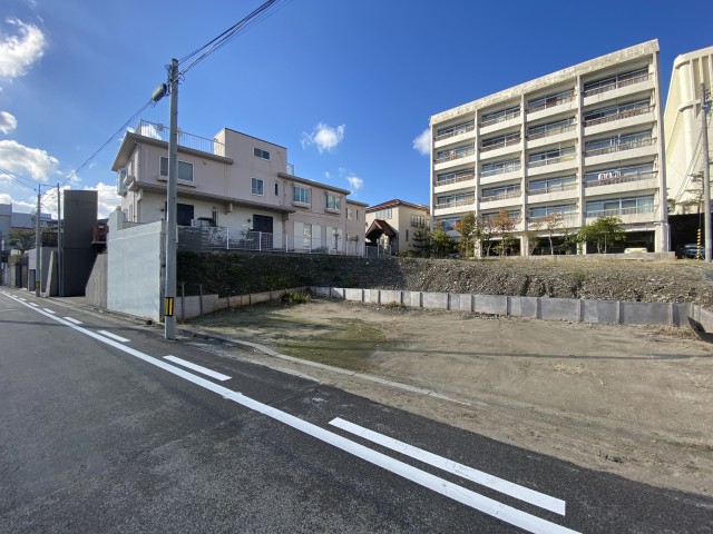 中央区旭町通二番町　売地