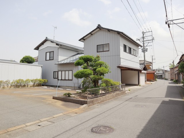 江南区酒屋町　中古住宅