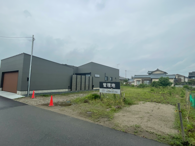 結　売地